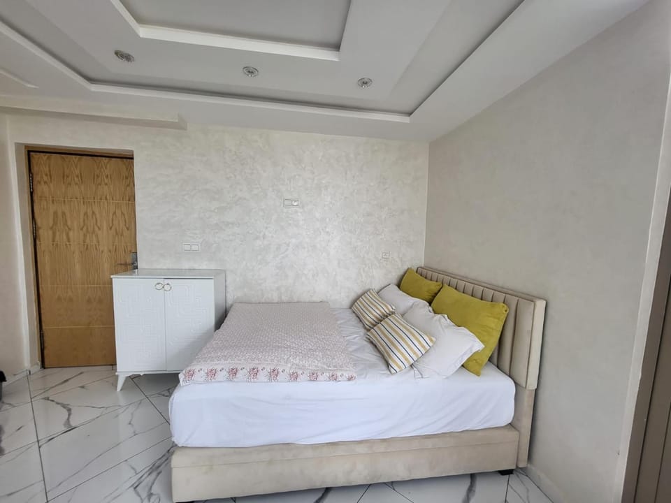 Modern Studio Just Steps from the Beach Apartment in Casablanca-Settat
