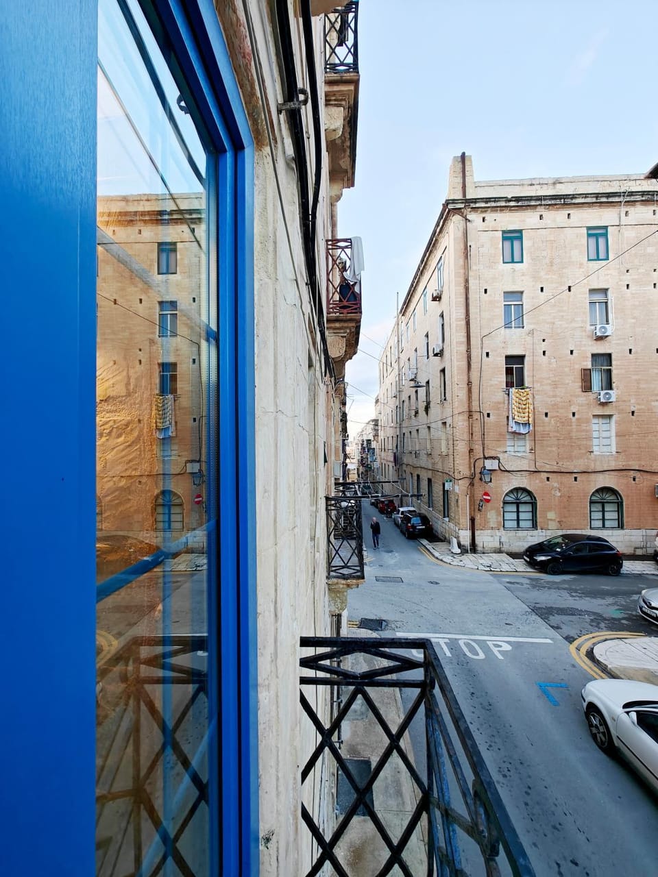 Property building, Day, Neighbourhood, Street view