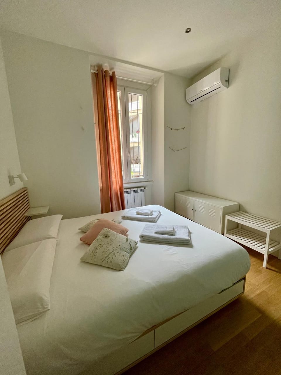 Bed, Photo of the whole room, Bedroom, towels, wardrobe, air conditioner
