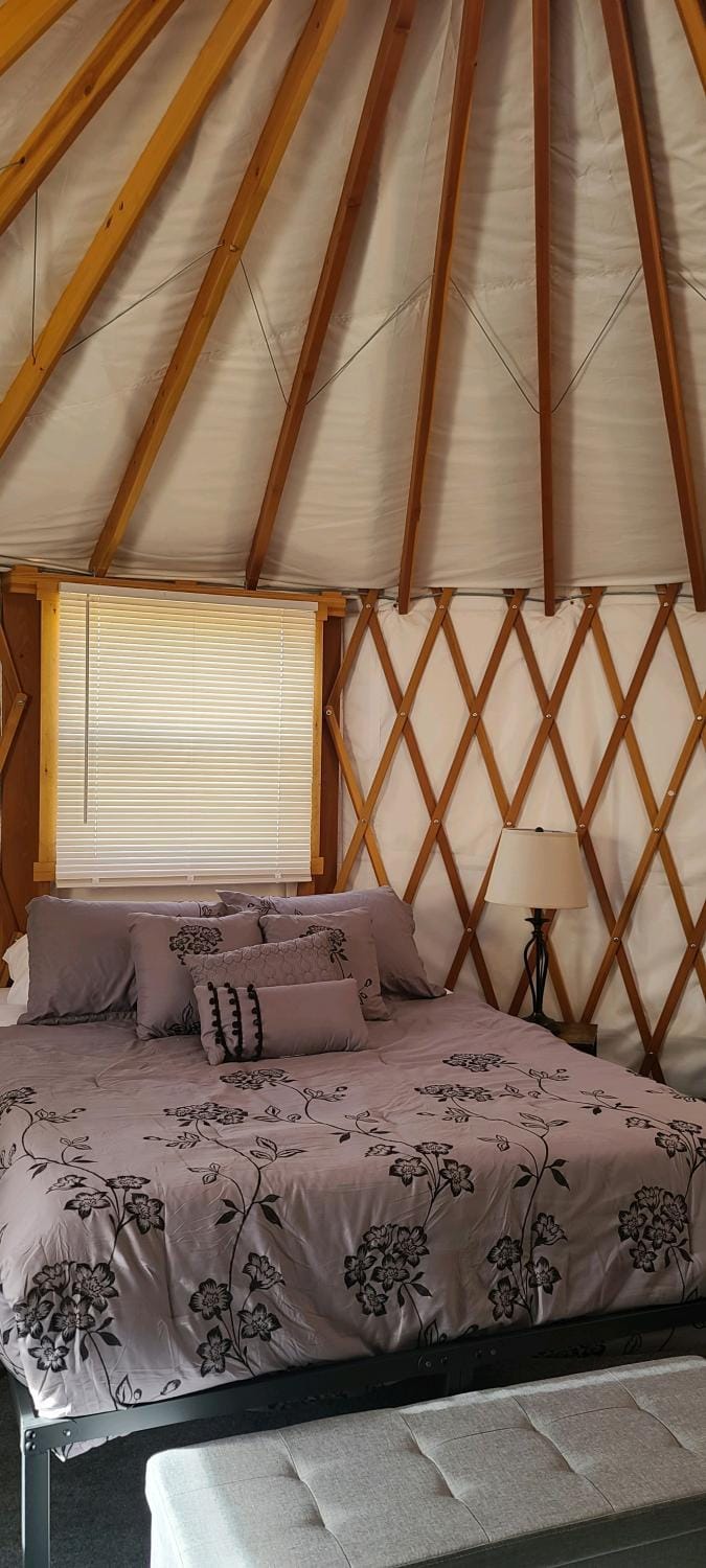 Crazy Horse - APT 1 Campground/ 
RV Resort in Kanab
