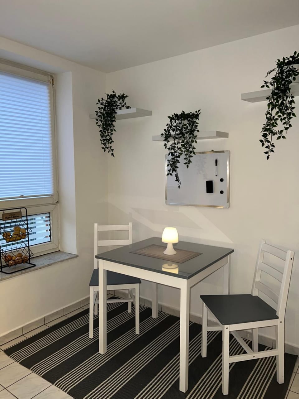 Kitchen or kitchenette, Kitchen or kitchenette