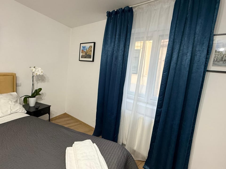 FLH - Sweet-Bombon Sibiu Apartment in Sibiu