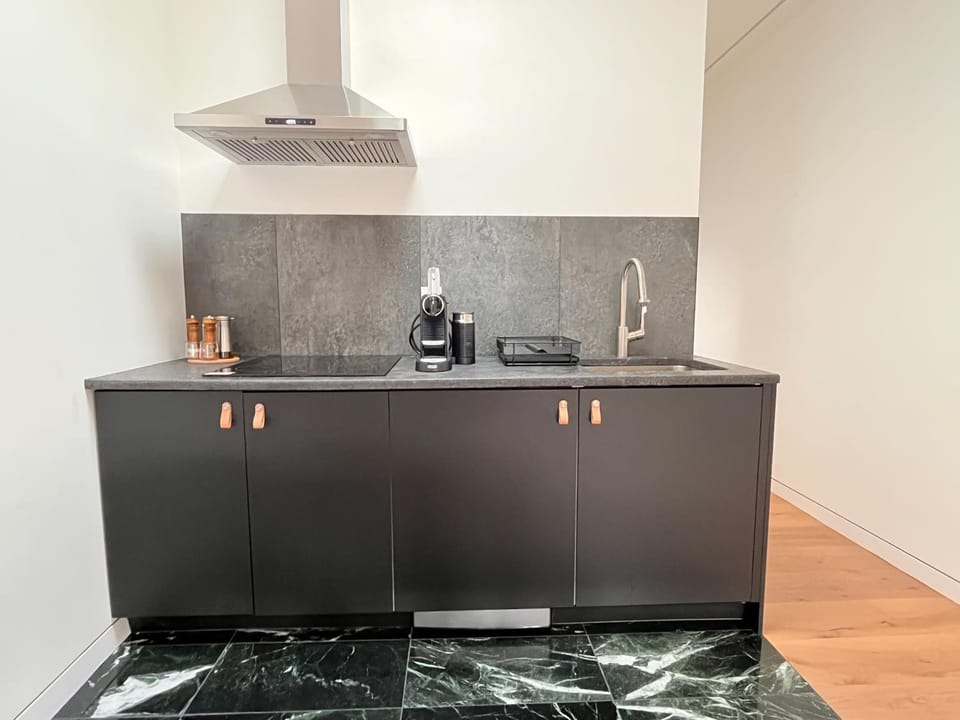 Ample and Cozy Stay in Brooklyn Apartment in East Flatbush