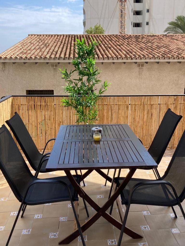 View (from property/room), Balcony/Terrace, Dining area