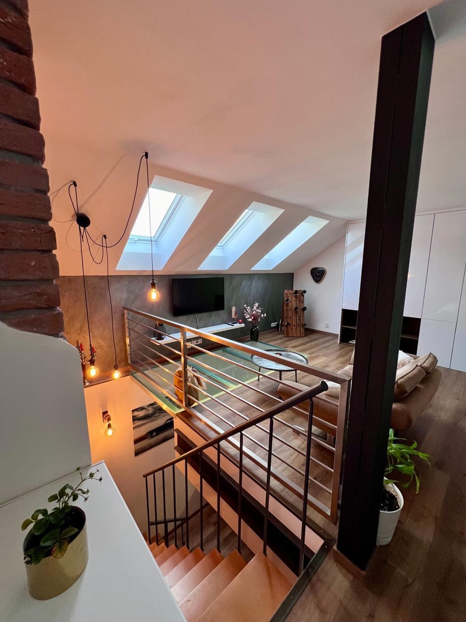 Living room, Photo of the whole room