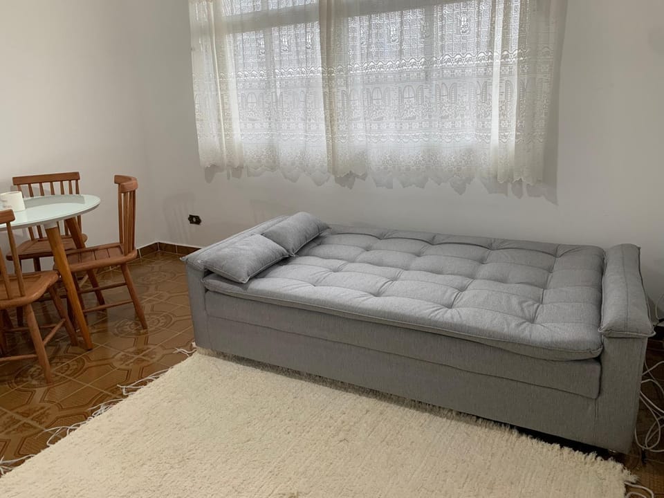 Bed, Living room