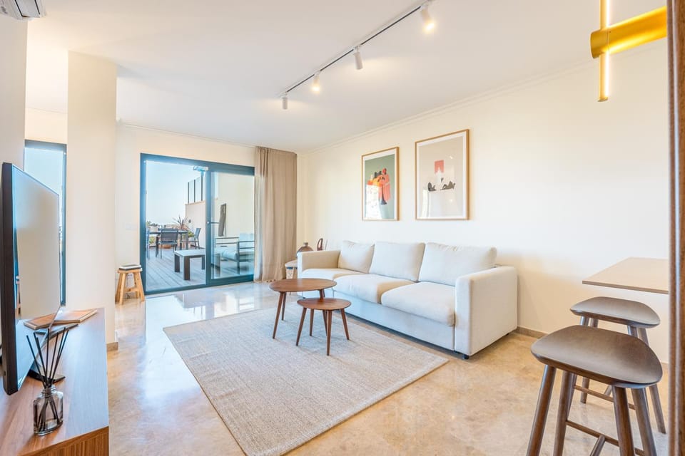 Balcony/Terrace, Living room