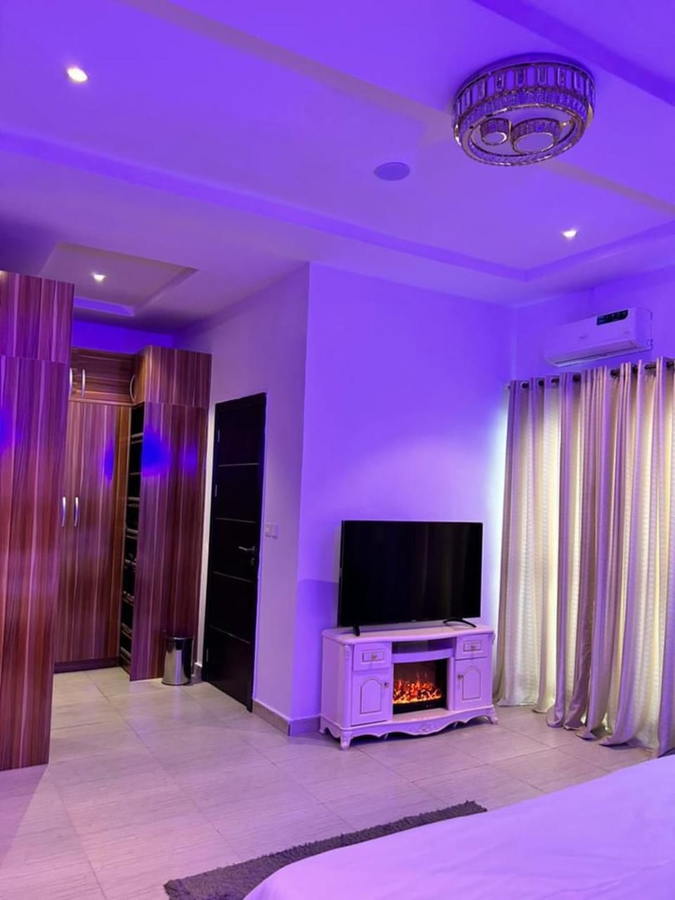 Urban Retreat Luxury Shortlet Apartment Lekki ajah Lagos with pool and gym Apartment in Lagos, Nigeria