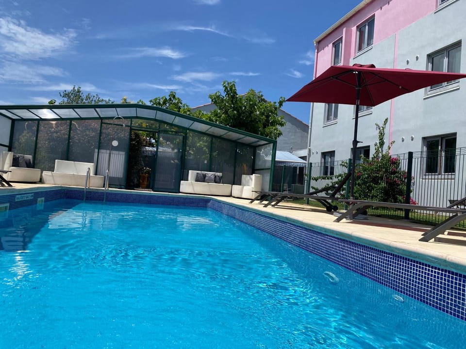 Property building, Swimming pool
