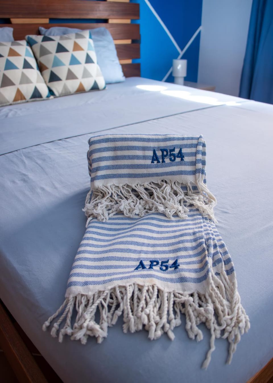 Bedroom, towels