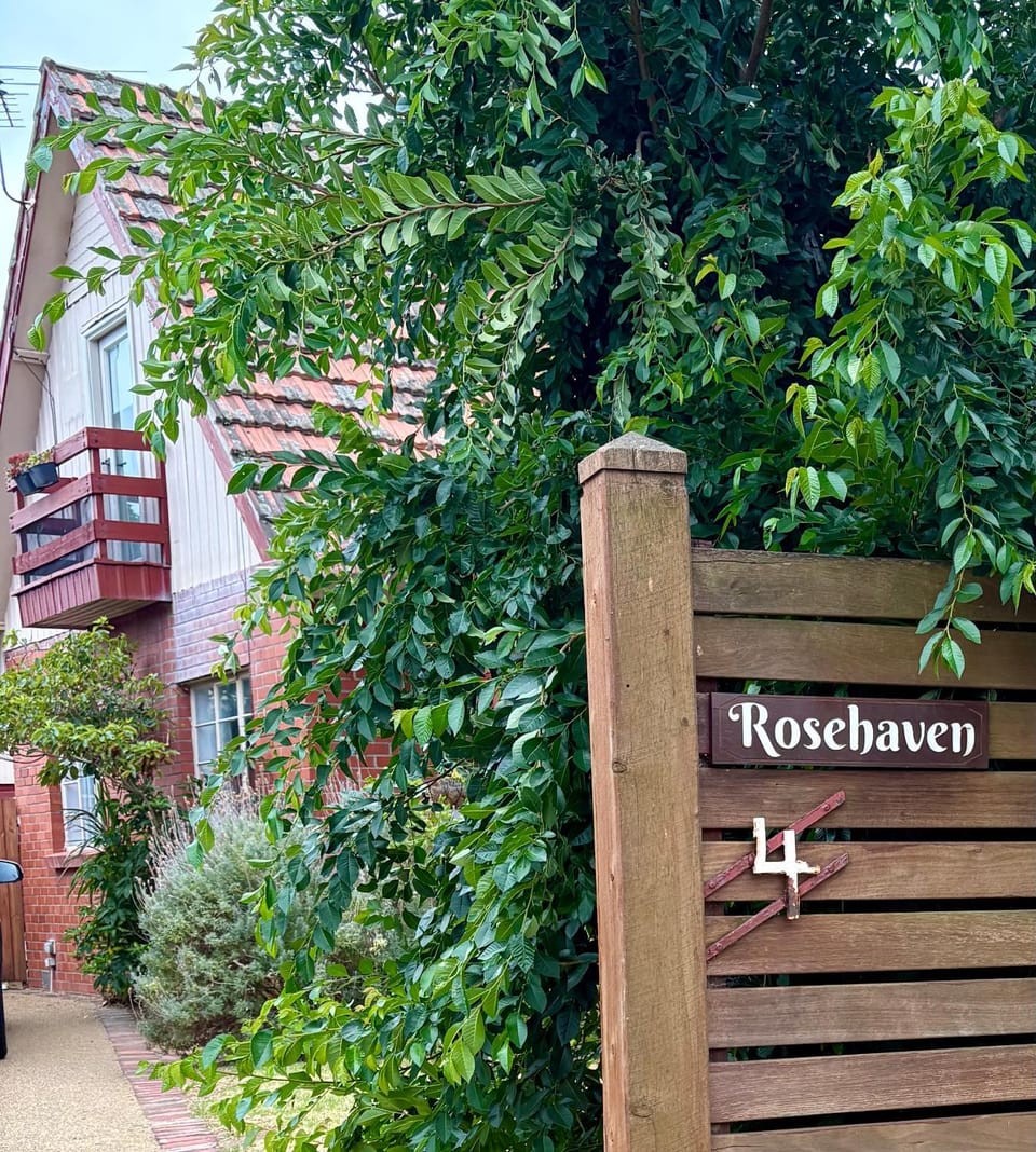Rosehaven on Rosebud House in Rosebud