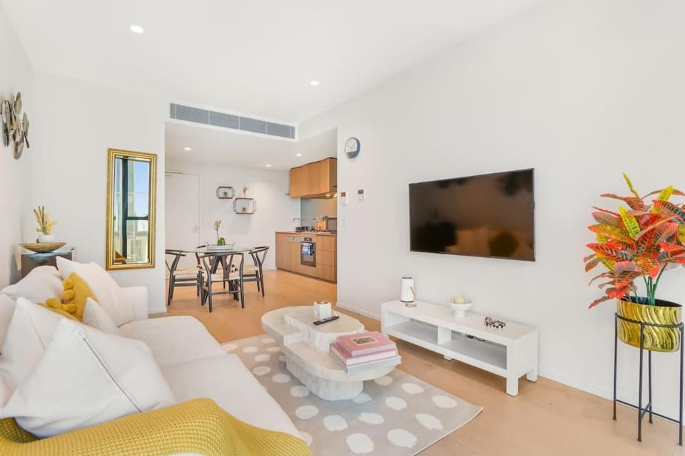 1 Bed APT with Incredible View - Melbourne Square Apartment in Southbank