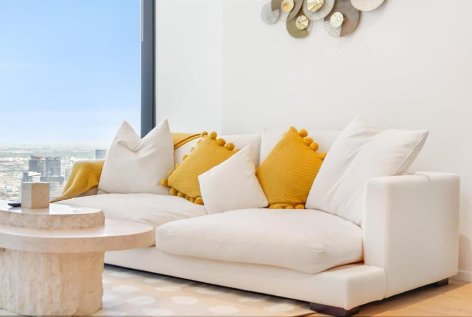 1 Bed APT with Incredible View - Melbourne Square Apartment in Southbank