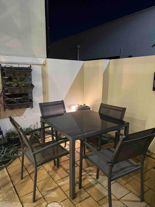 Access to all CBD has to offer Apartment in Adelaide
