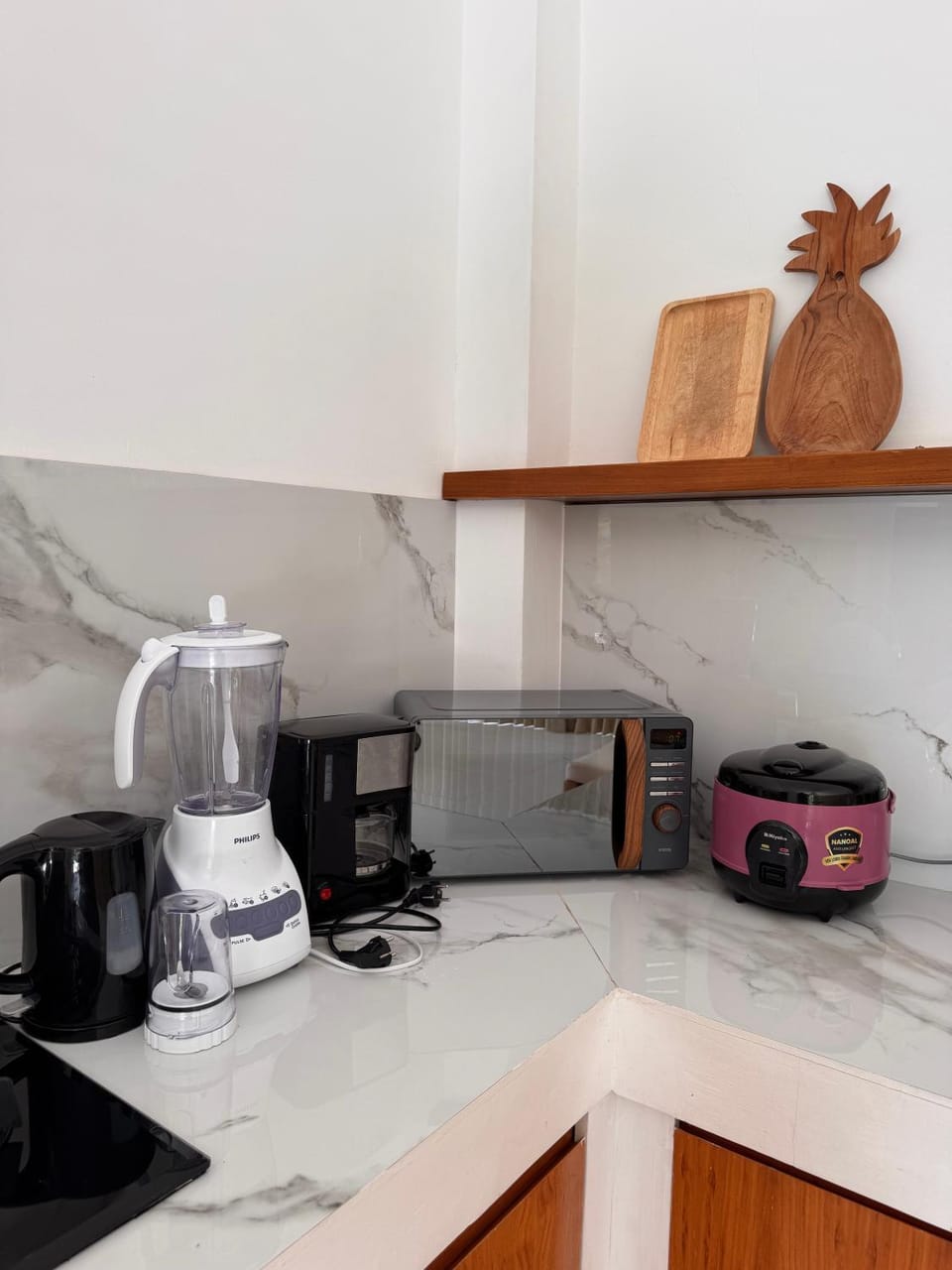 Kitchen or kitchenette, Communal kitchen