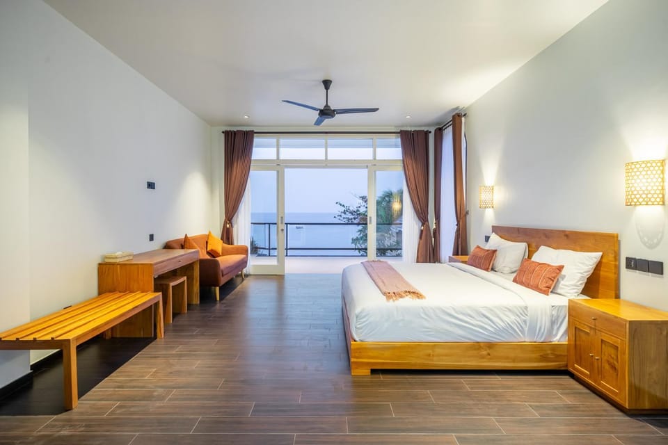 Business facilities, Bedroom, fireplace, VIP