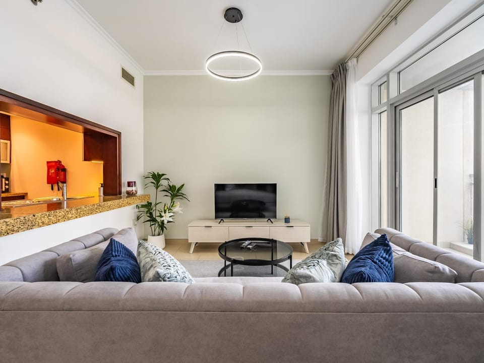 TV and multimedia, Seating area