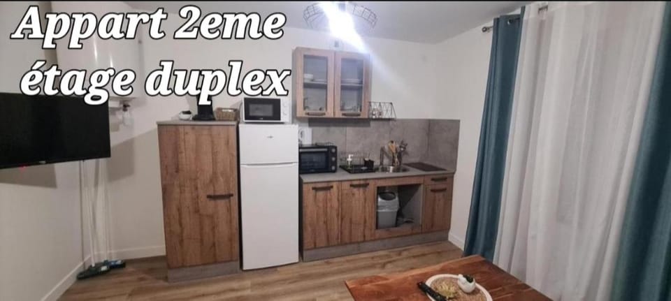 Au coeur du village de Vals Apartment in Provence-Alpes-Côte d'Azur