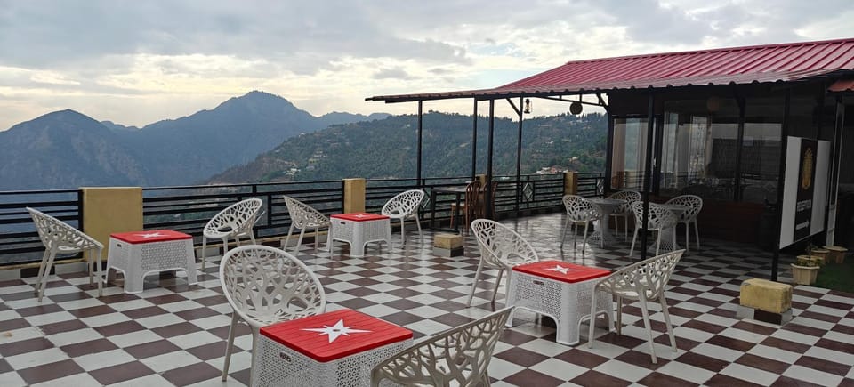 Winterline Woods Hotel in Uttarakhand