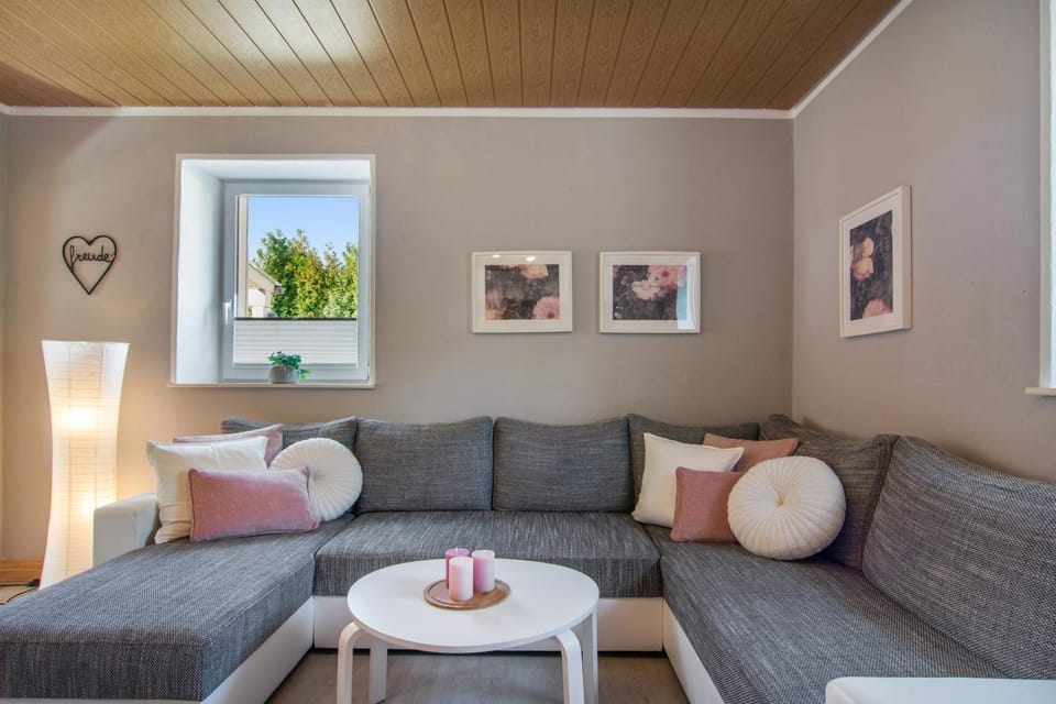Fewo 2 - Osterberg Apartment in Hesse