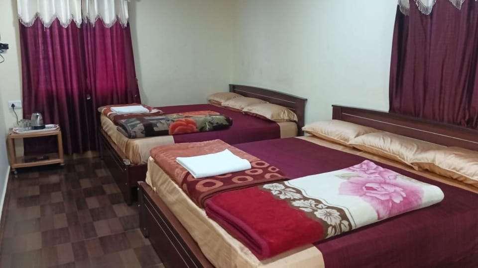 FLGHR Green Star Bungalow House in Kodaikanal