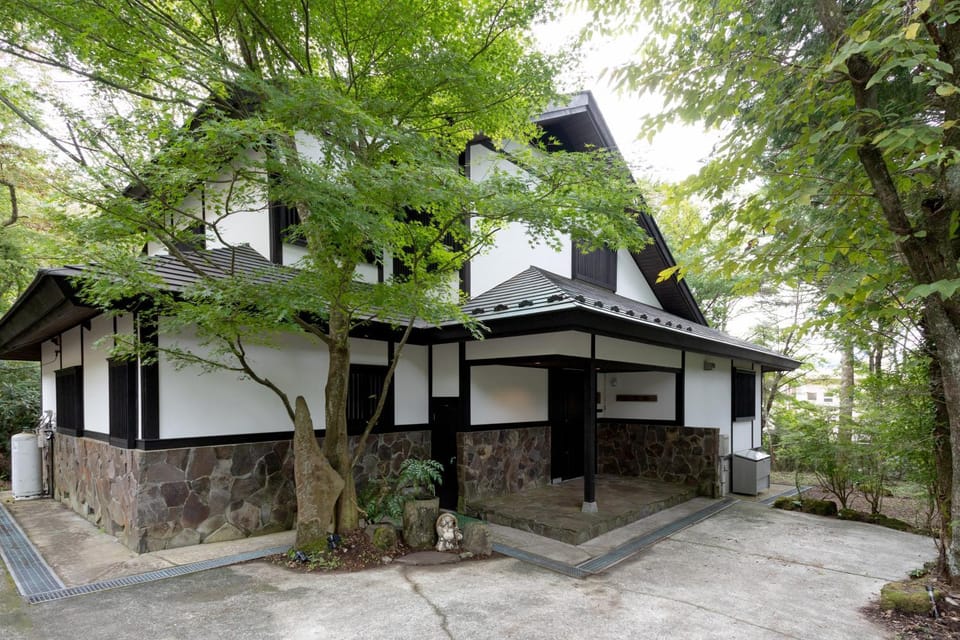 Property building, Day