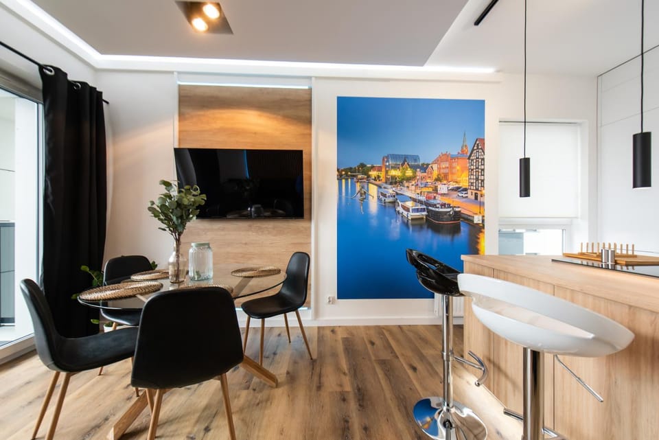 TV and multimedia, Living room, Dining area