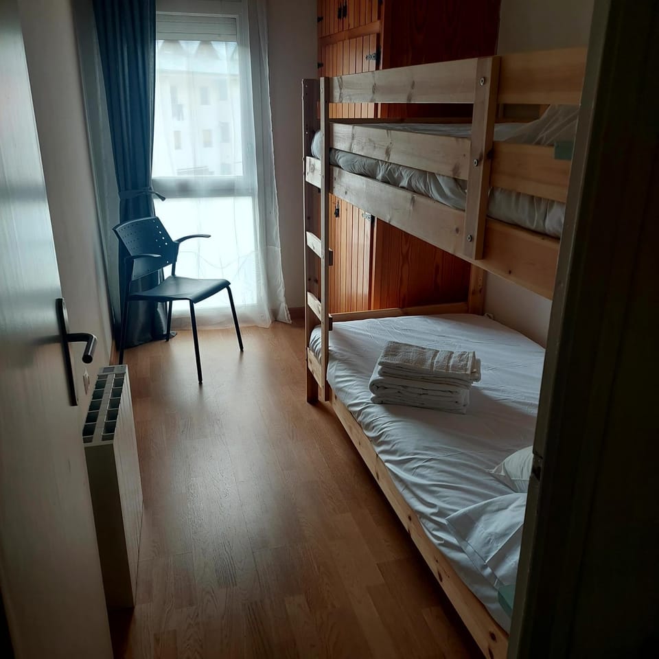 bunk bed
