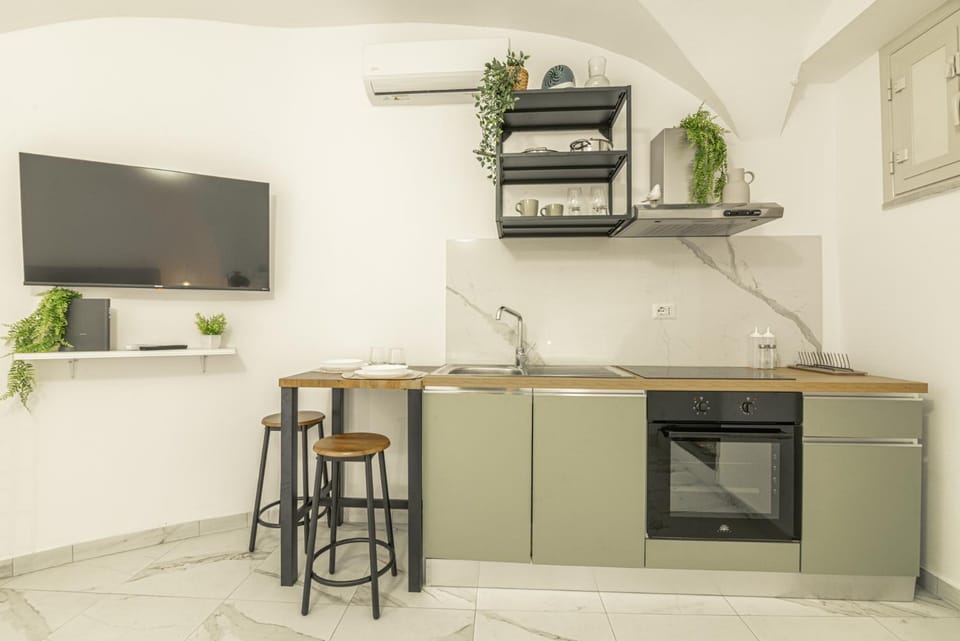 TV and multimedia, kitchen