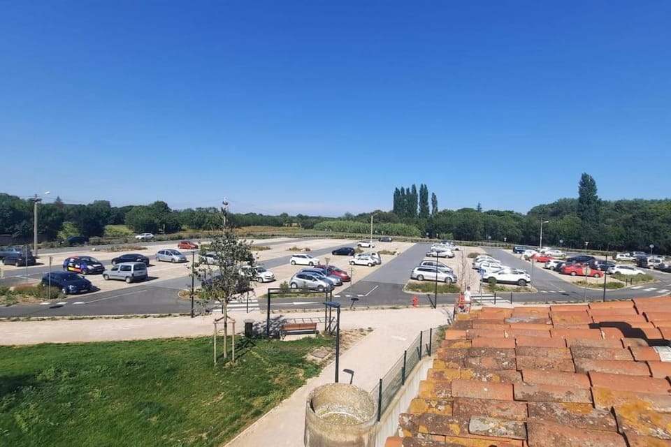 La Romarine - Piscine - Centre village Apartment in Occitanie