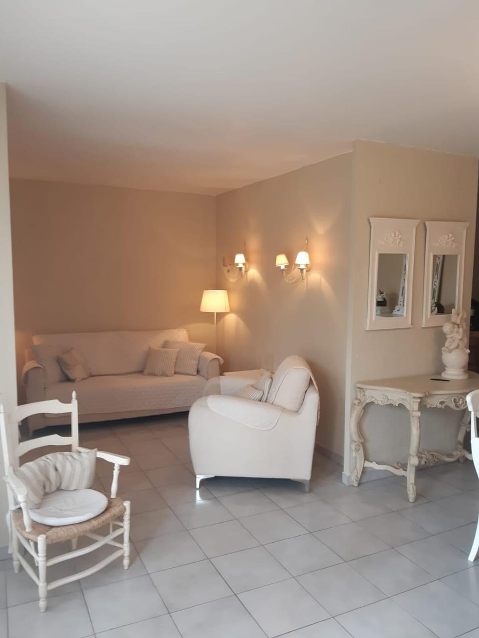 Le Médicis - Centre village calme Apartment in Occitanie