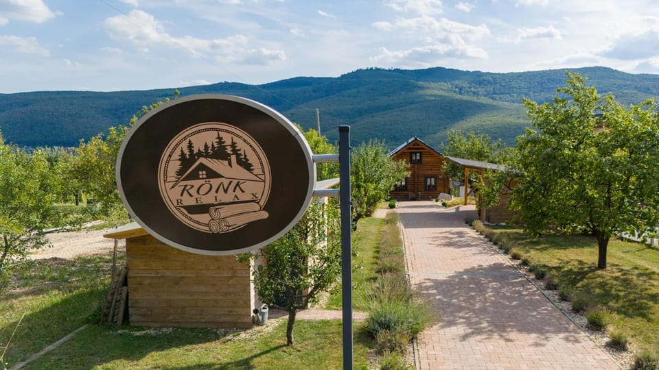 Rönk Relax Apartment in Slovakia