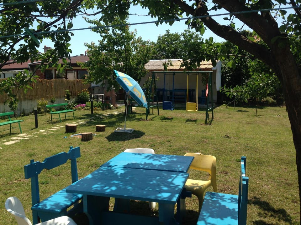 Patio, Garden