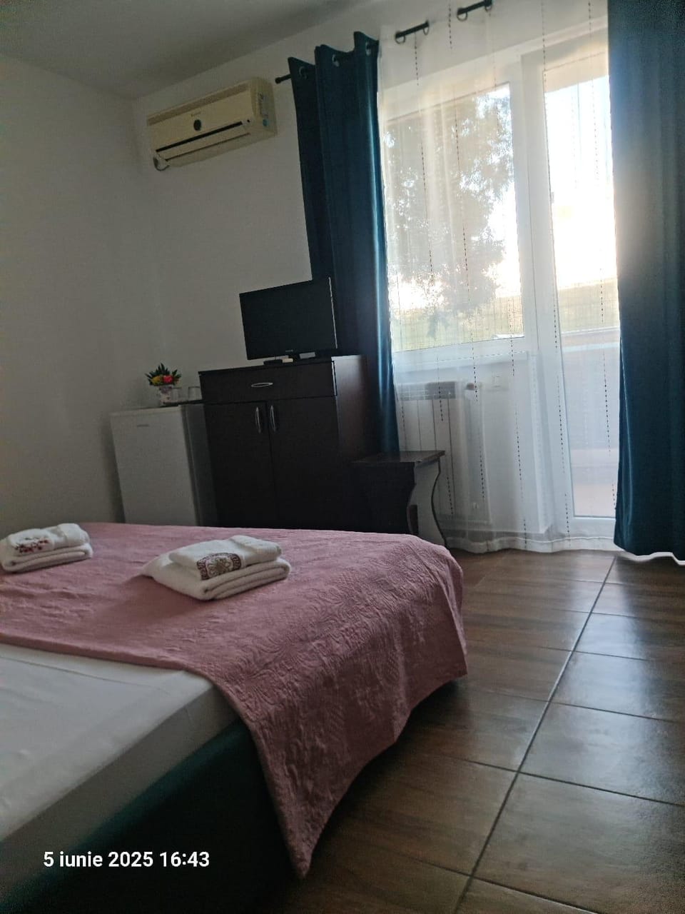 TV and multimedia, air conditioner