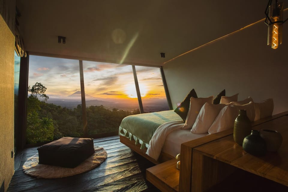 Bed, View (from property/room), Bedroom, Sunrise