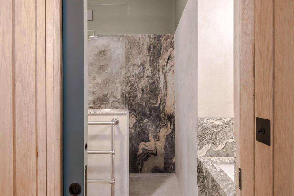 Designer 1BR Soho Apt - AC - Heart of West End Apartment in City of Westminster