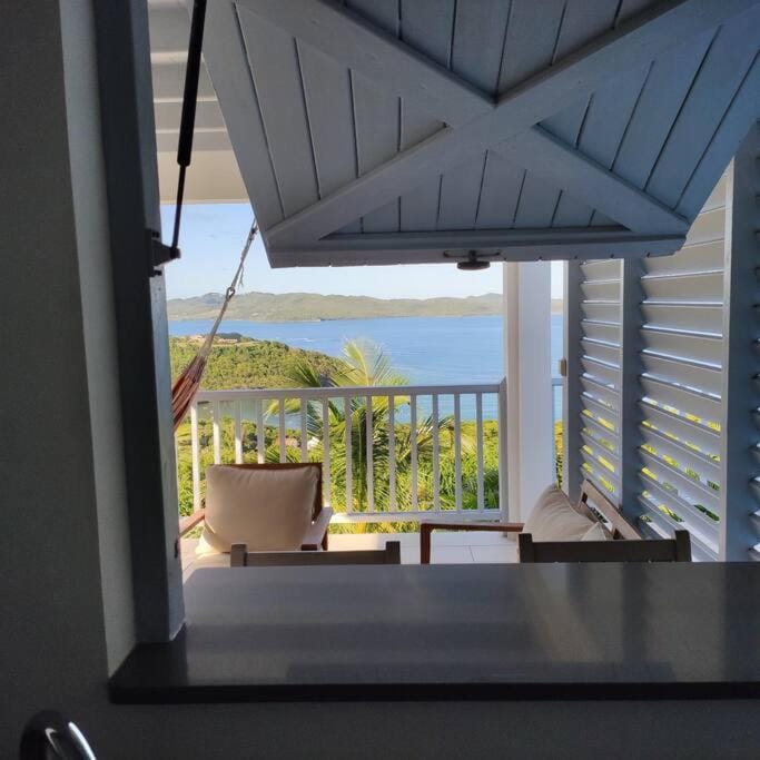 Petite maison meublée piscine Robert Martinique House in La Trinité