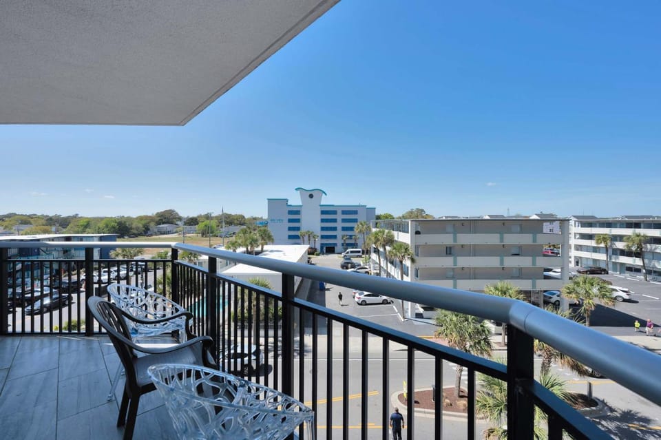 Spacious, Bay View - Close to Boardwalk, Location! House in Myrtle Beach