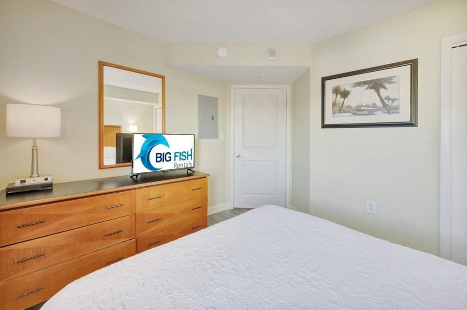 Spacious, Bay View - Close to Boardwalk, Location! House in Myrtle Beach