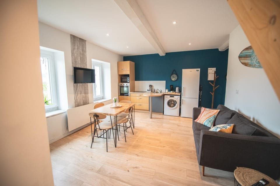 Living room, minibar, pet friendly