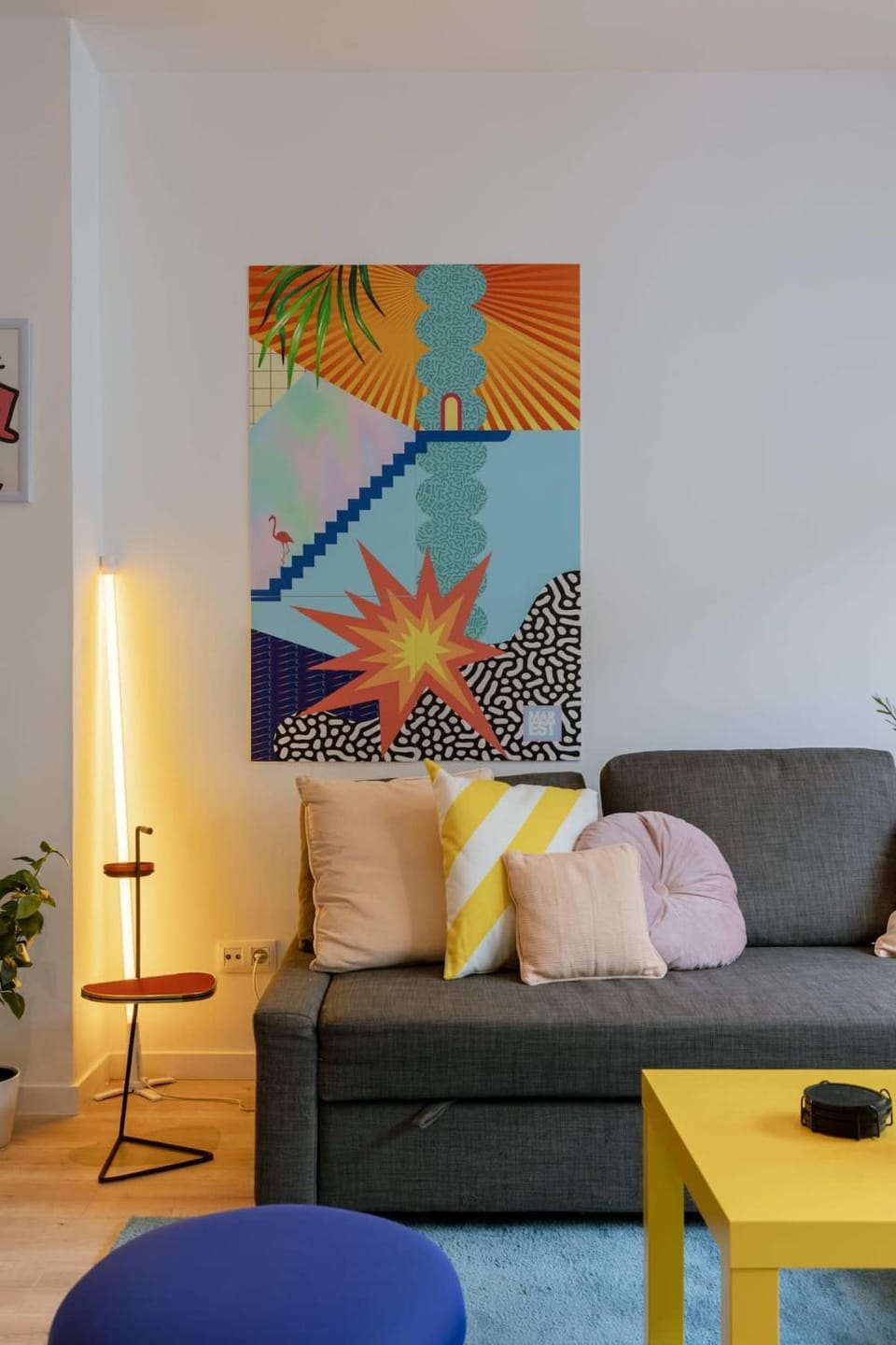 Living room, Decorative detail, Seating area