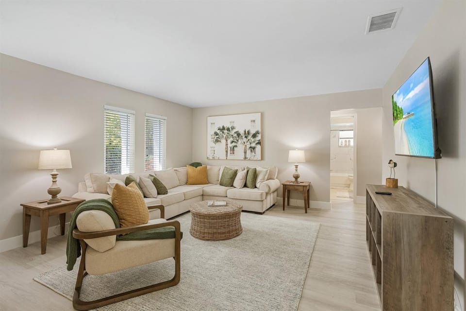 Naples Golf Front Luxe Home, Htd Pool, Golf Available at Quail Run House in Naples