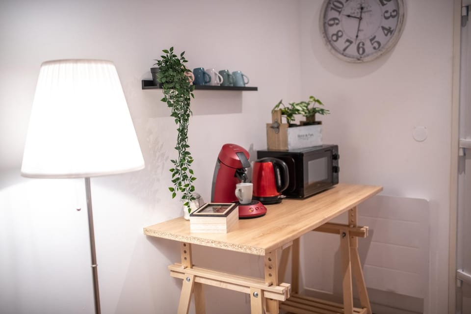 Coffee/tea facilities, minibar