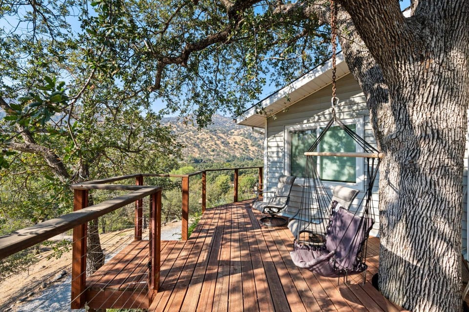 Patio, View (from property/room), Seating area, Mountain view