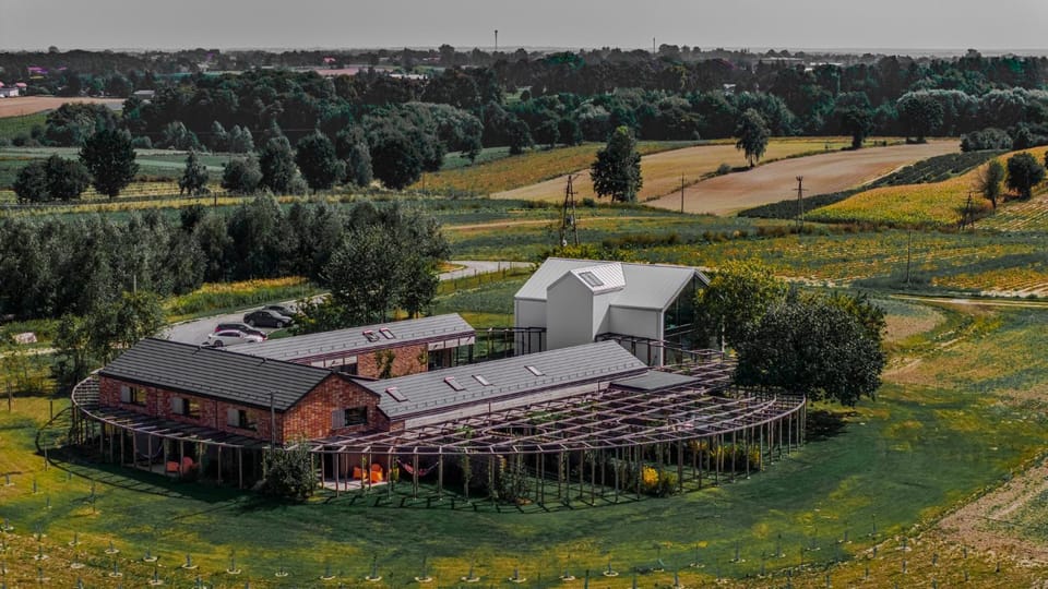 Property building, Off site, Bird's eye view, Summer, Garden, View (from property/room), Garden view