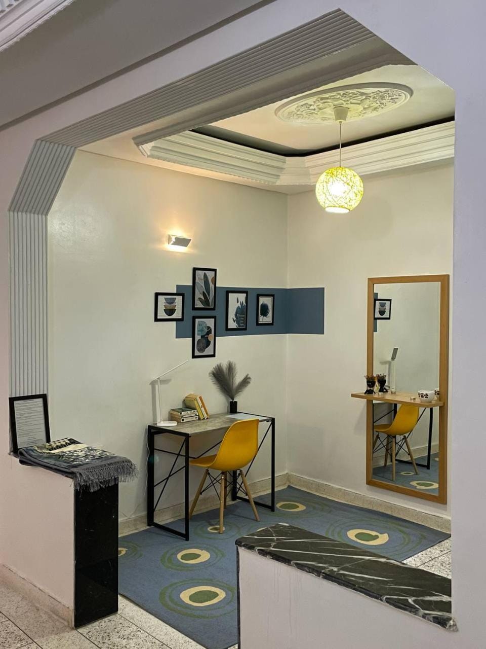Seating area