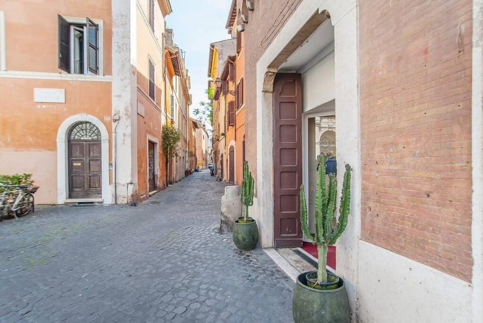 L'antico borgo di Trastevere II Apartment in Rome