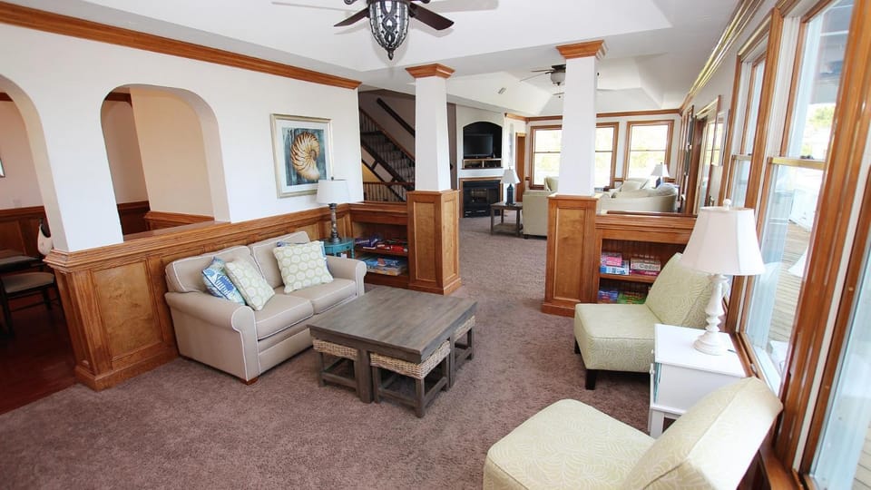 Soundside, Priv Pool, H Tub, ELEV, Rec Rm, Theatr Rm, FR1, The Drake House in Duck