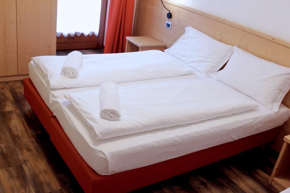 Ski Lodge Pampeago Bed and Breakfast in Trentino-South Tyrol