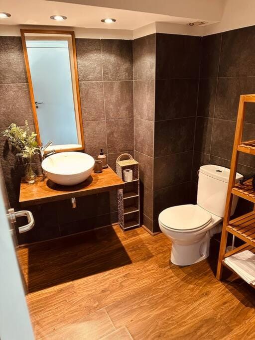 Toilet, Bathroom